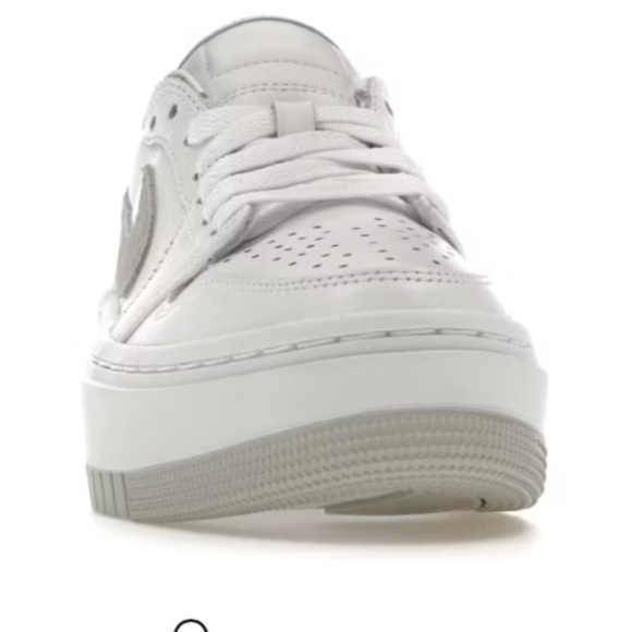 New in Box Nike Air Jordan 1 Elevate Low sneaker platform size 9 white grey gray - Picture 4 of 16
